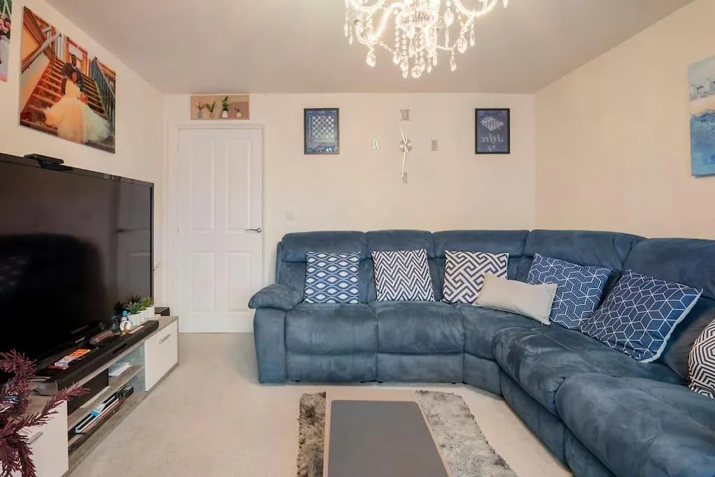 Hemsworth Homestay With Double Bedroom And Private Bathroom
