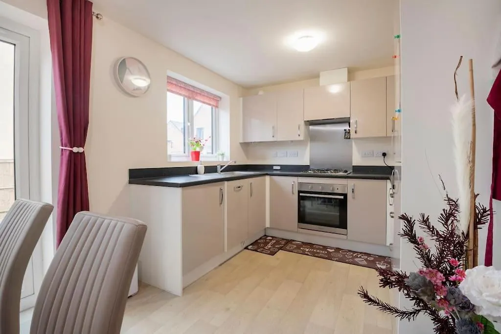 Hemsworth Homestay With Double Bedroom And Private Bathroom Birleşik Krallık