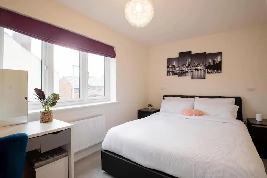 Hemsworth Homestay With Double Bedroom And Private Bathroom Birleşik Krallık